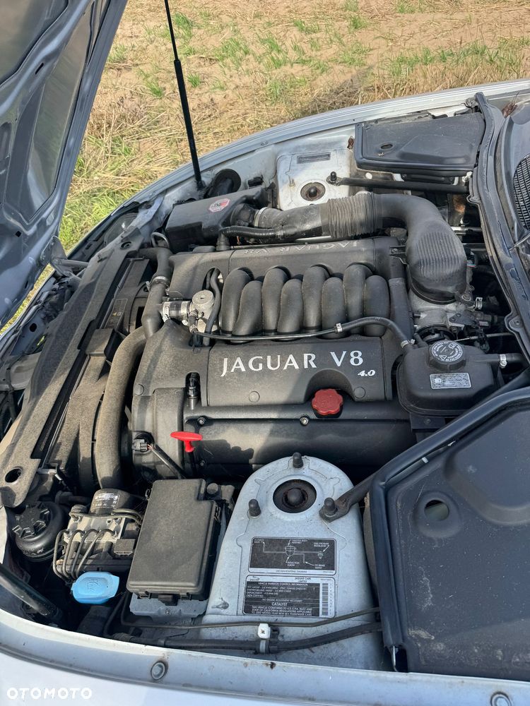 Jaguar XK8 4.0 - 8