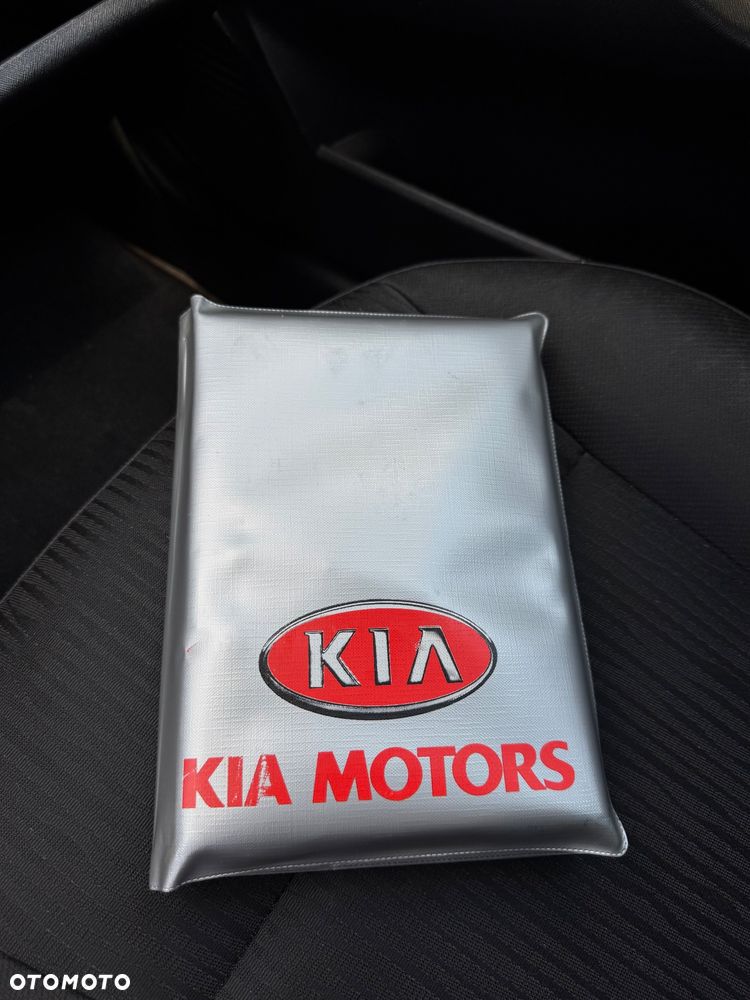 Kia Picanto 1.1 - 18