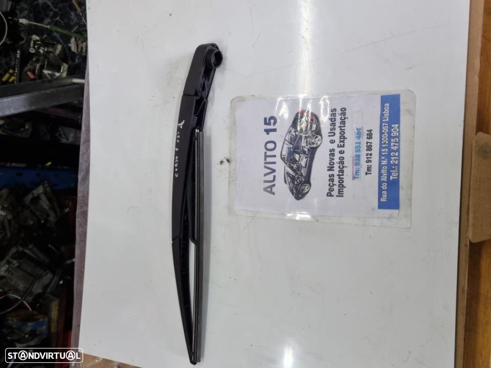 braço da escova da mala Opel Corsa F 2022 - 1