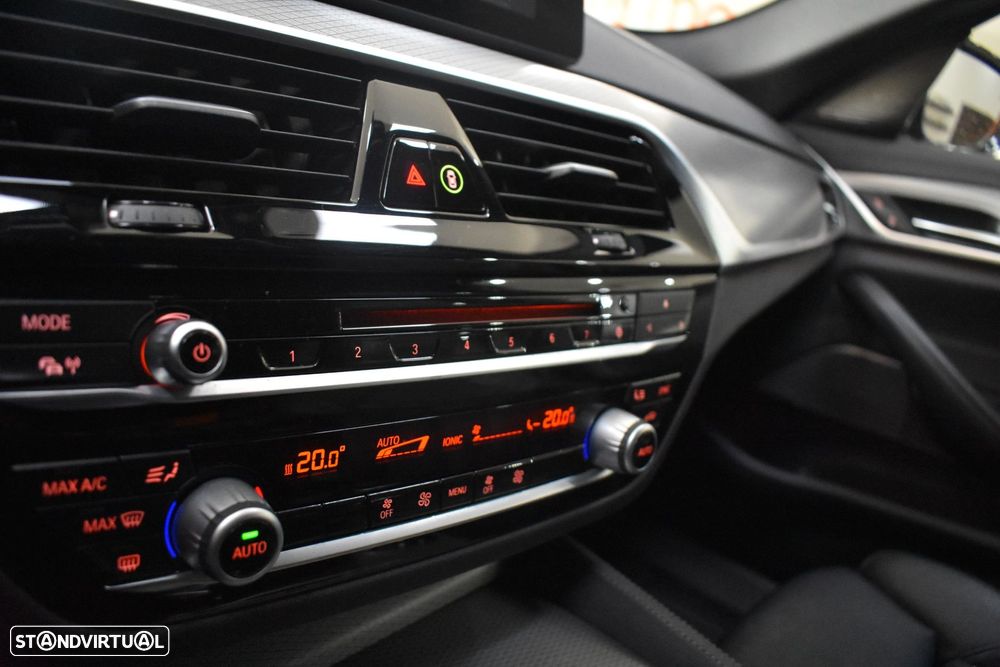 BMW 520 d Pack M Auto - 29