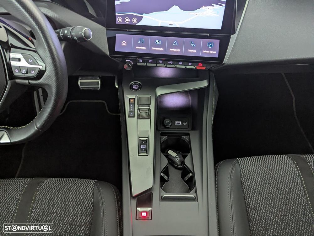 Peugeot 308 1.6 Hybrid GT e-EAT8 - 23