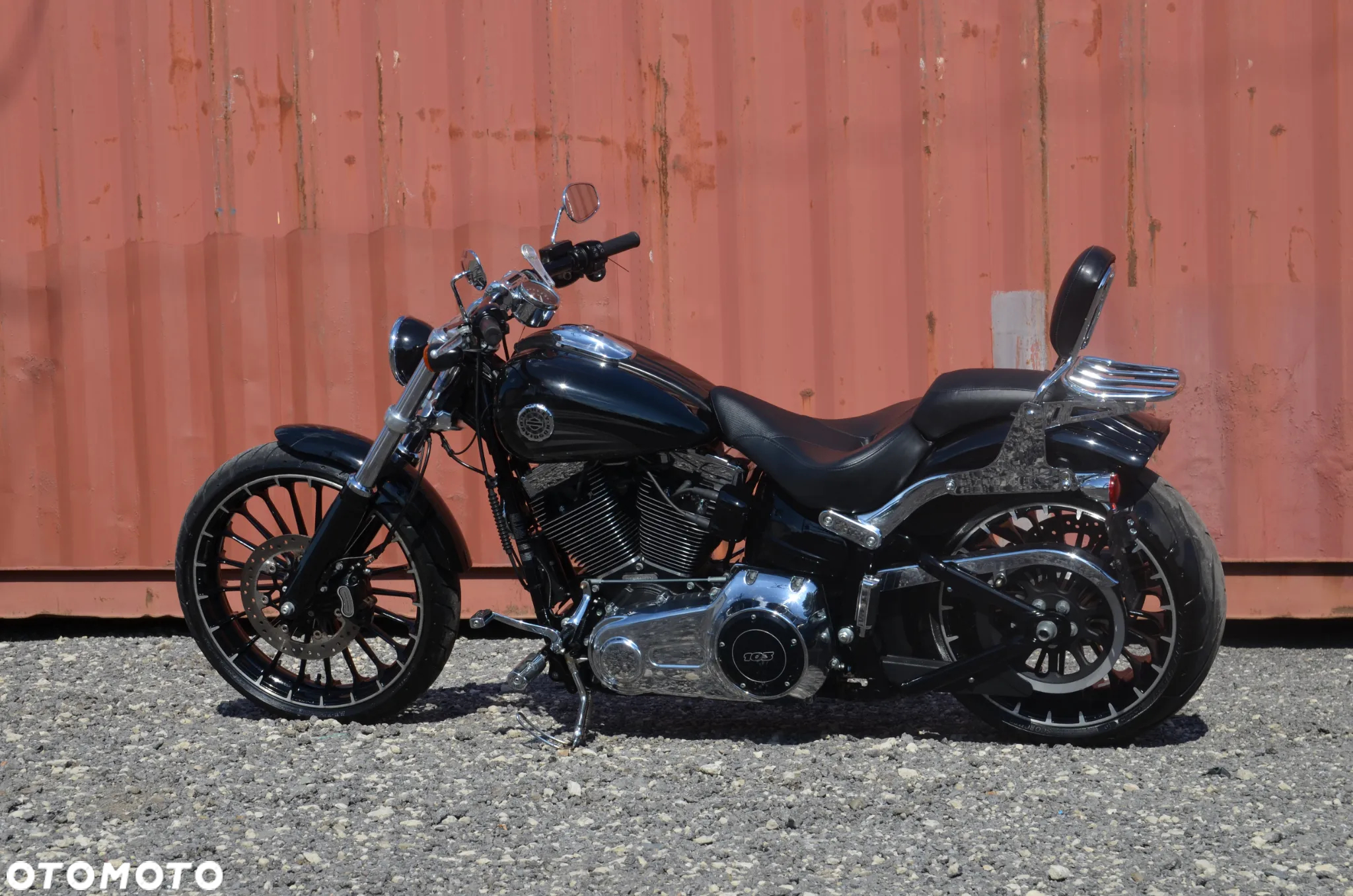 Harley-Davidson FXSB Breakout - 30