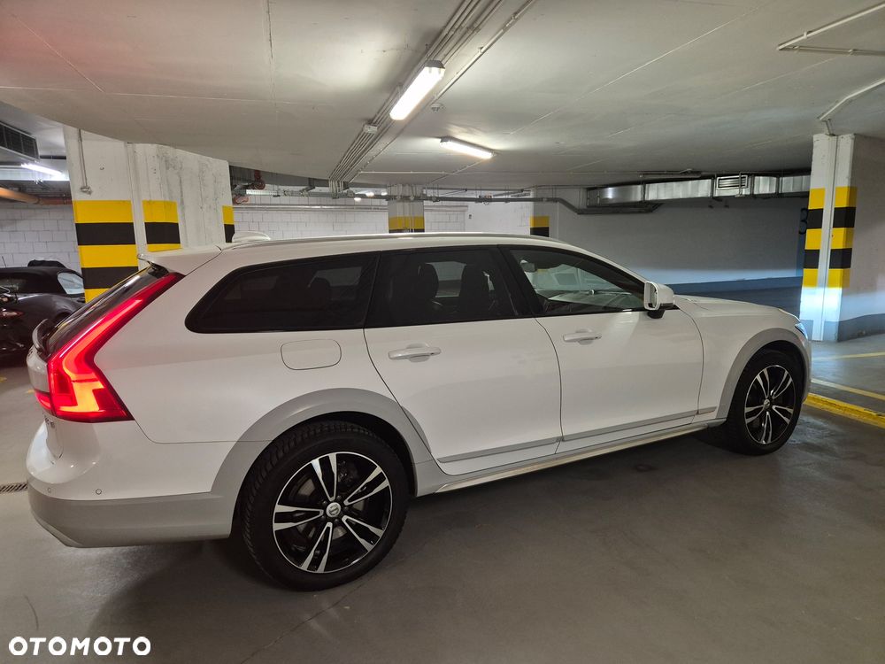 Volvo V90 Cross Country T6 AWD Ocean Race - 18