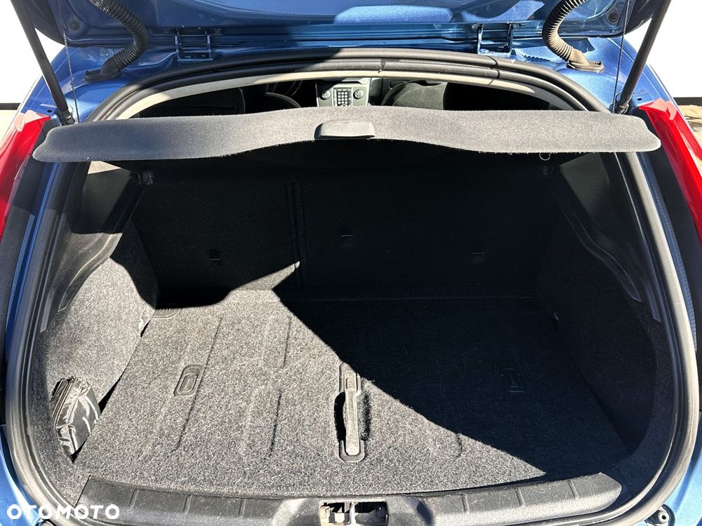 Volvo V40 - 7