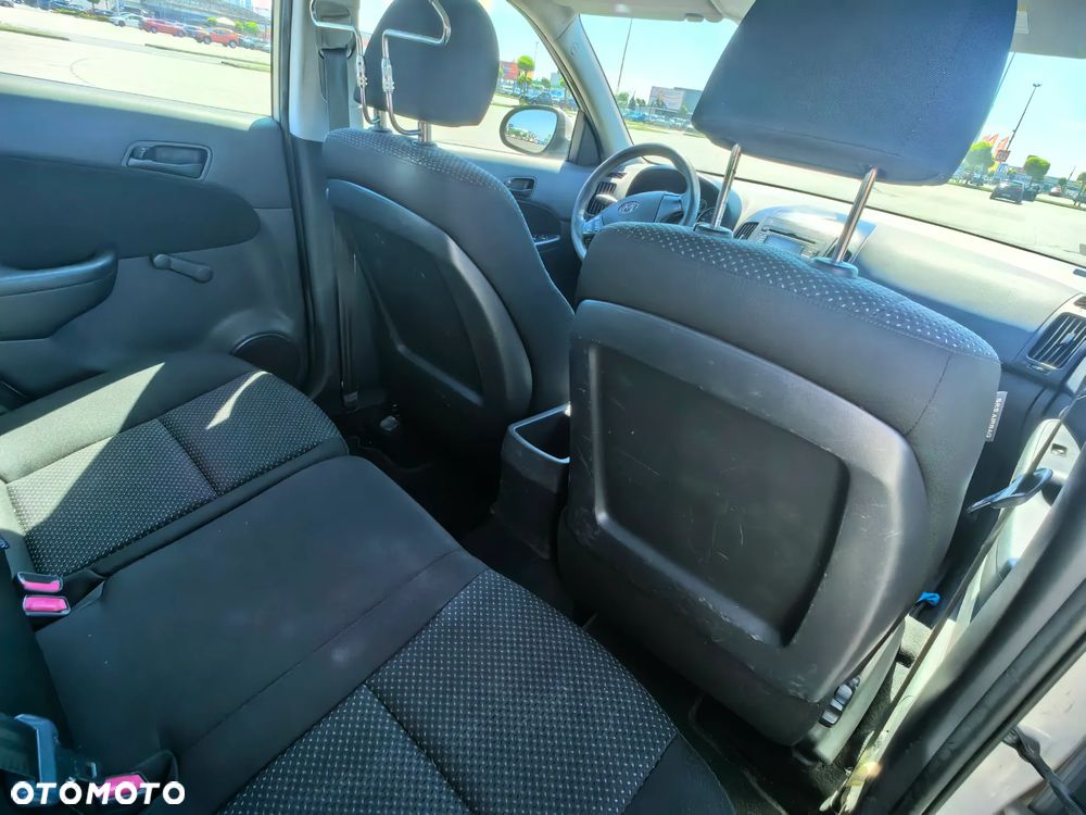 Hyundai i30 1.4 Classic + - 8