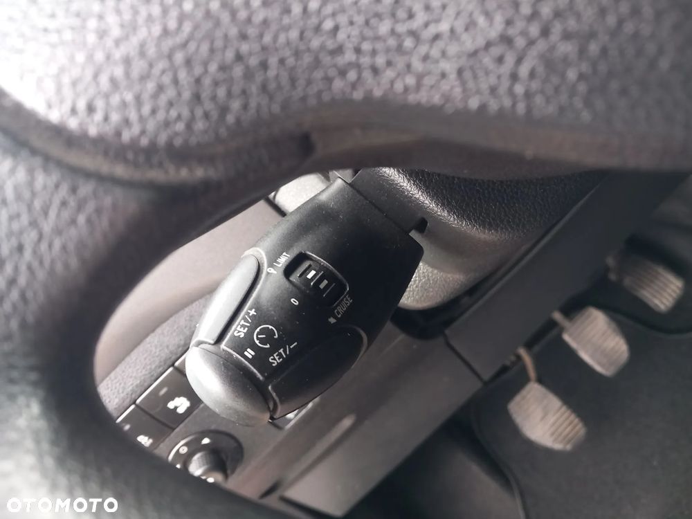 Peugeot Partner Tepee BlueHDi 100 Stop&Start Active - 25