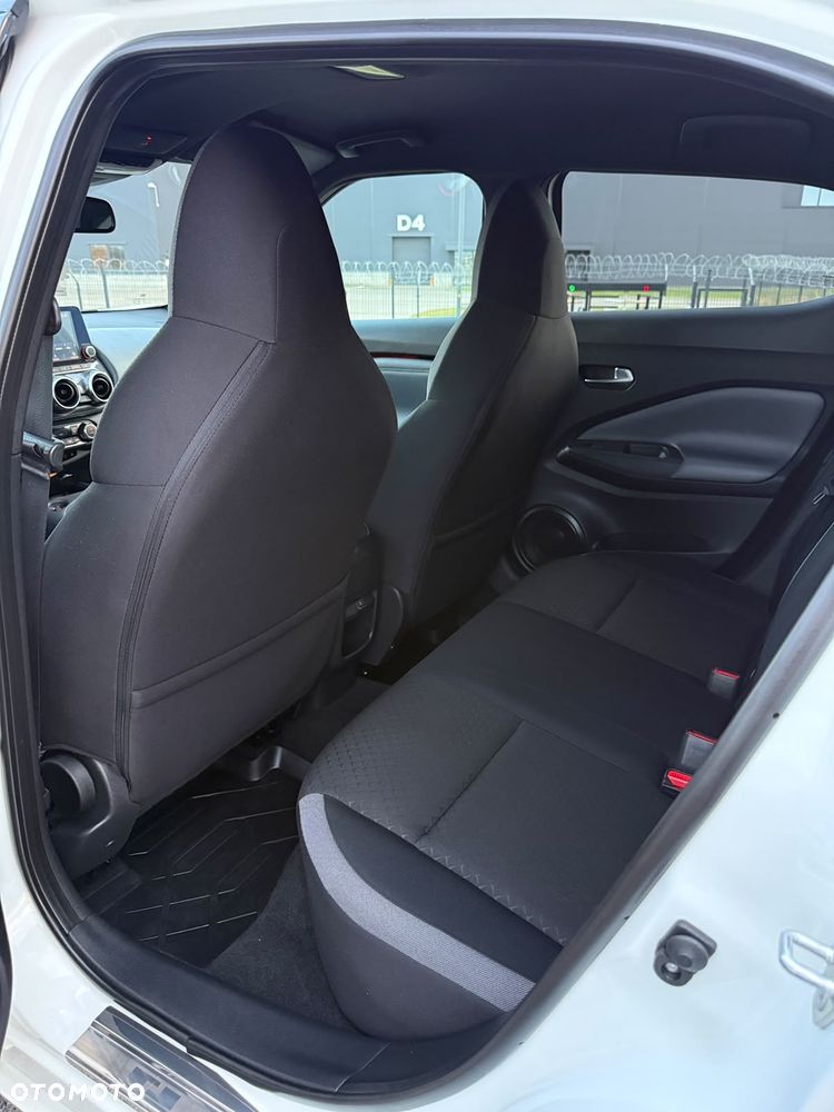 Nissan Juke 1.0 DIG-T N-Connecta - 22