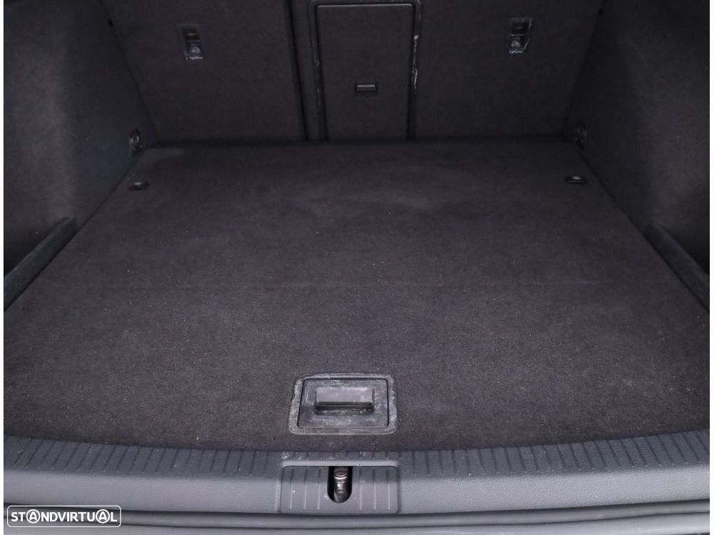 VW Golf Variant 1.6 TDi Confortline - 20