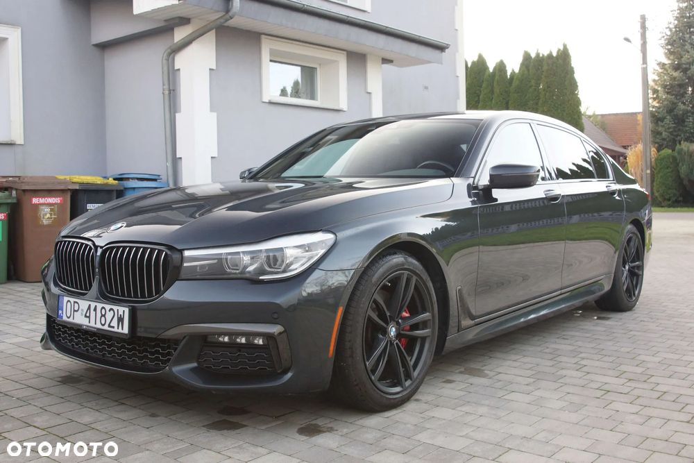 BMW Seria 7 740Li xDrive - 13