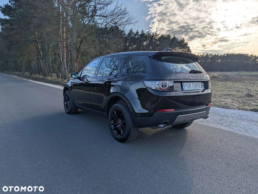 Land Rover Discovery Sport D150 R-Dynamic SE - 14