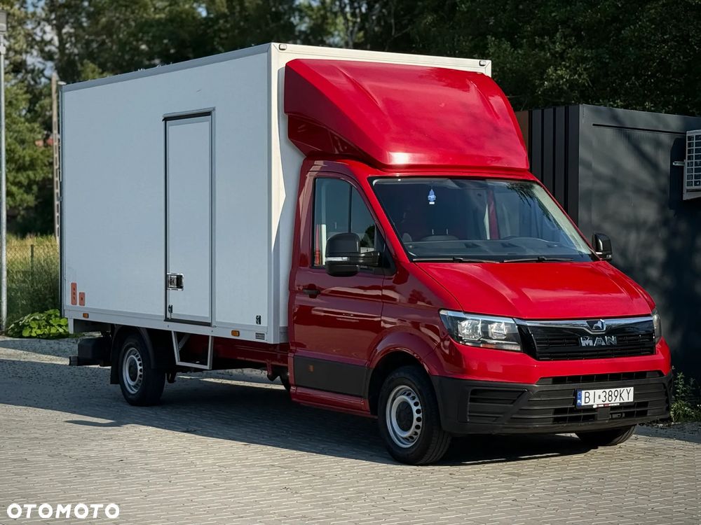 MAN TGE 3.180 / Kontener 4,2m + Winda Hydrauliczna 750KG + Drzwi Boczne / Bogate wyposażenie / Bezwypadkowy / ZAREJESTROWANY W PL - 13