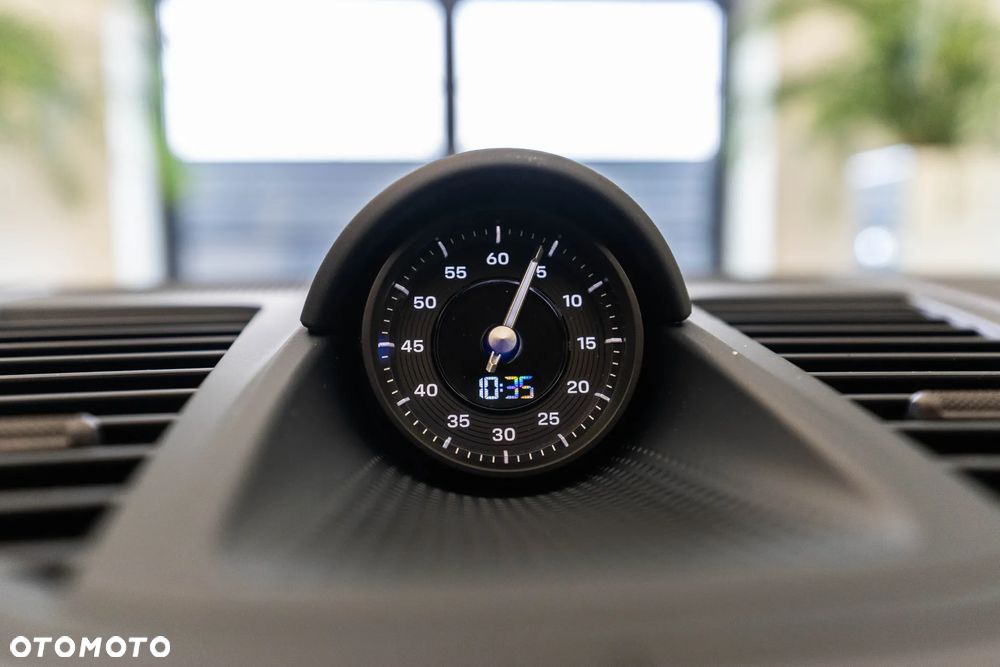 Porsche Panamera 4 E-Hybrid PHEV - 23