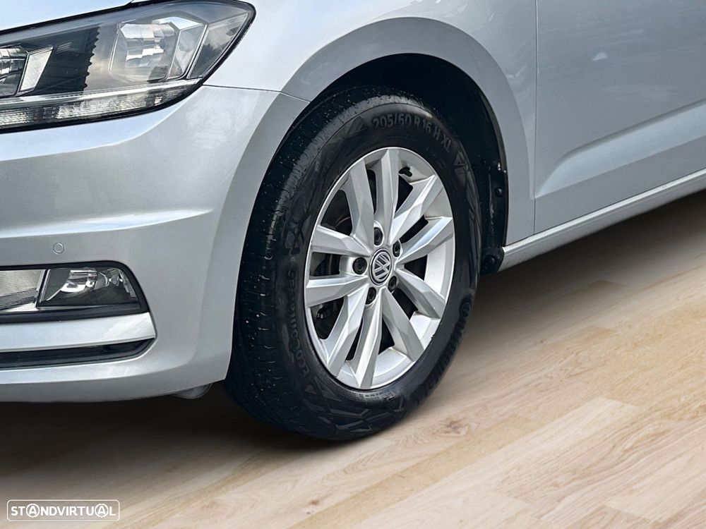 VW Touran 1.6 TDI Confortline - 5