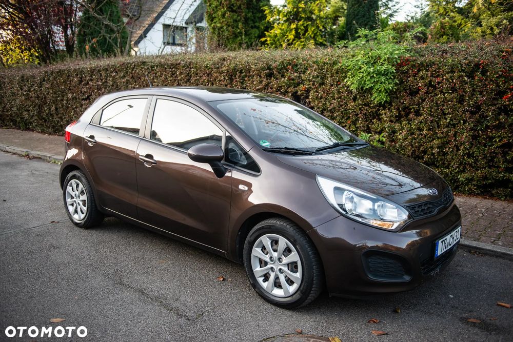 Kia Rio 1.2 Business Line - 3