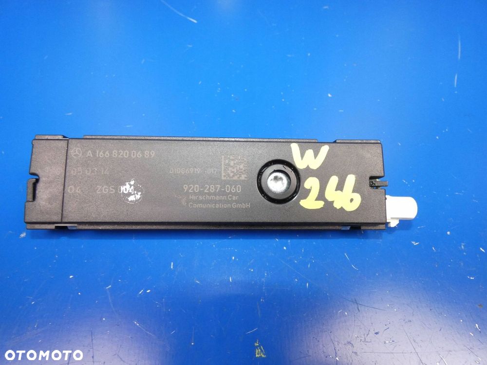 MERCEDES B W246 A W176 CLA W117 WZMACNIACZ ANTENY RADIA - 1