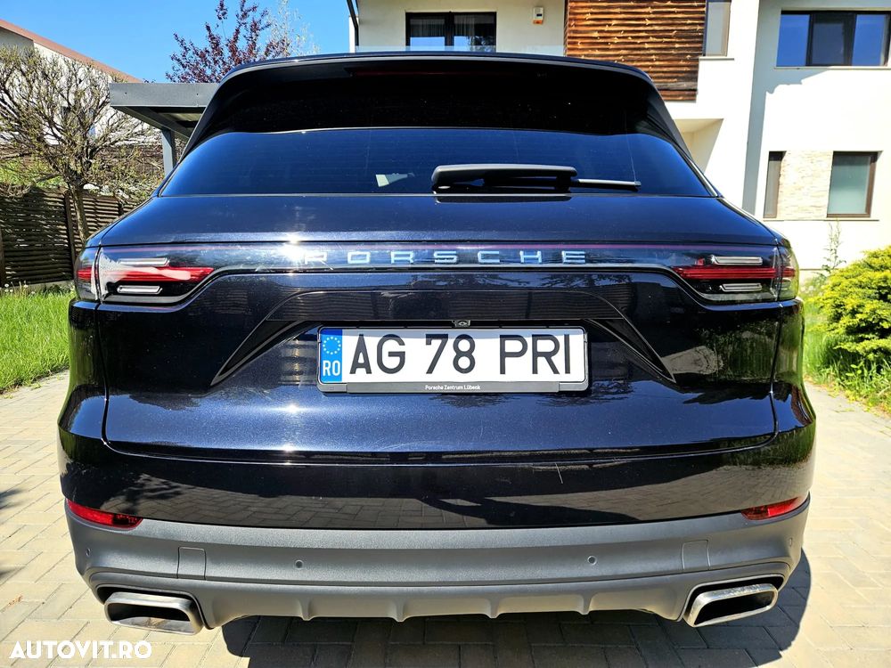 Porsche Cayenne Standard - 5