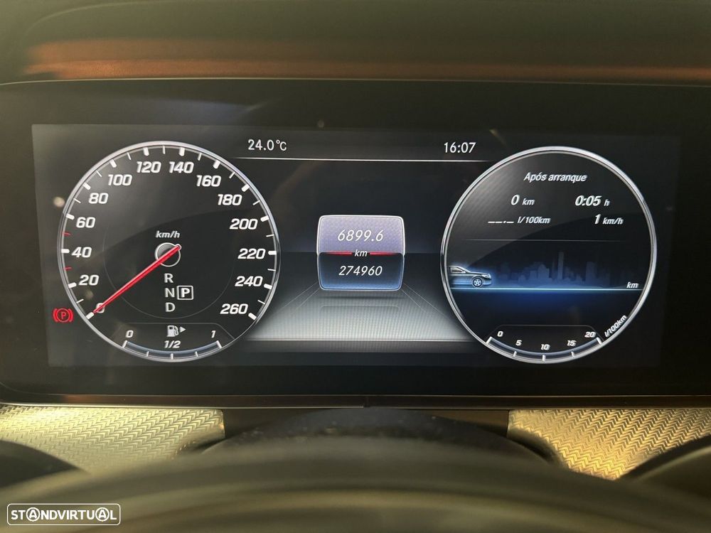 Mercedes-Benz E 220 d 4-Matic All Terrain Avantgarde + — fotografia 16