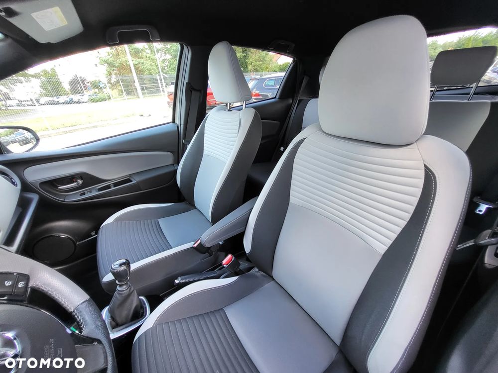 Toyota Yaris 1.33 Selection Pure - 7