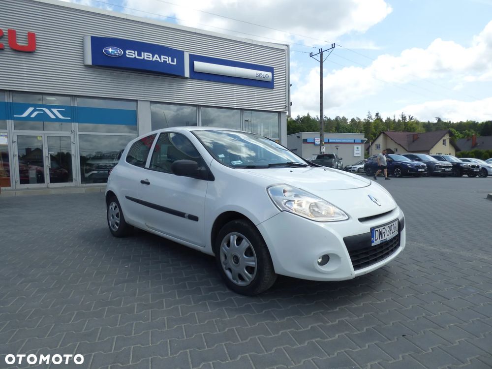 Renault Clio - 1