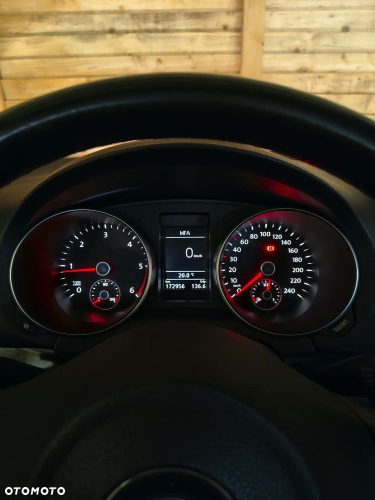 Volkswagen Golf 2.0 TDI Comfortline - 19