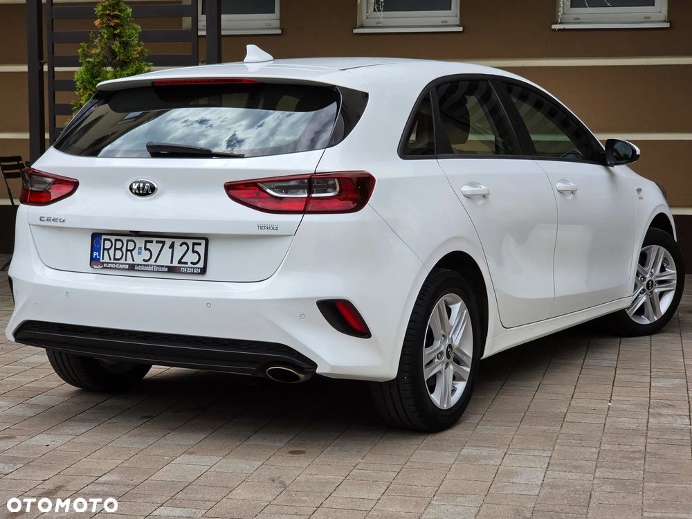 Kia Ceed 1.4 CVVT Attract - 26