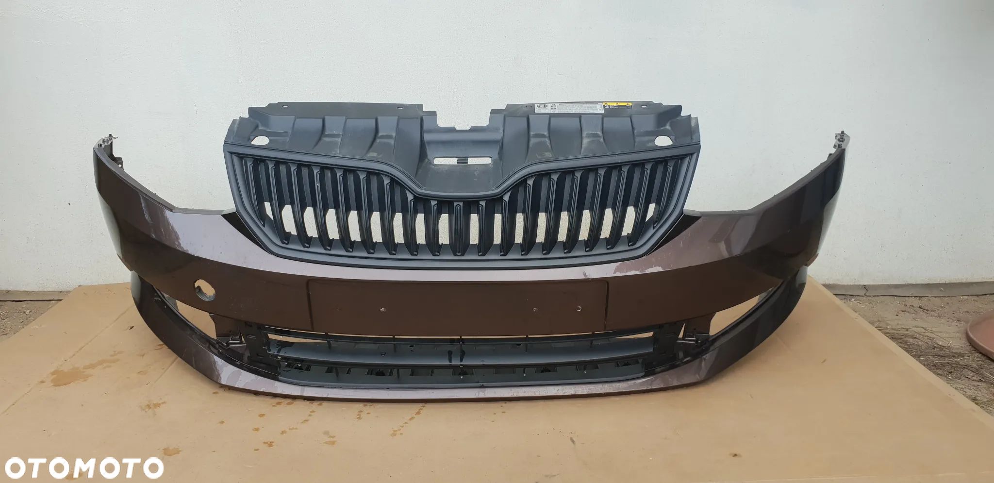 SKODA FABIA III 6V0 6V ZDERZAK PRZEDNI GRILL ATRAPA KRATKA ORYGINALNY 6V0807221 - 1