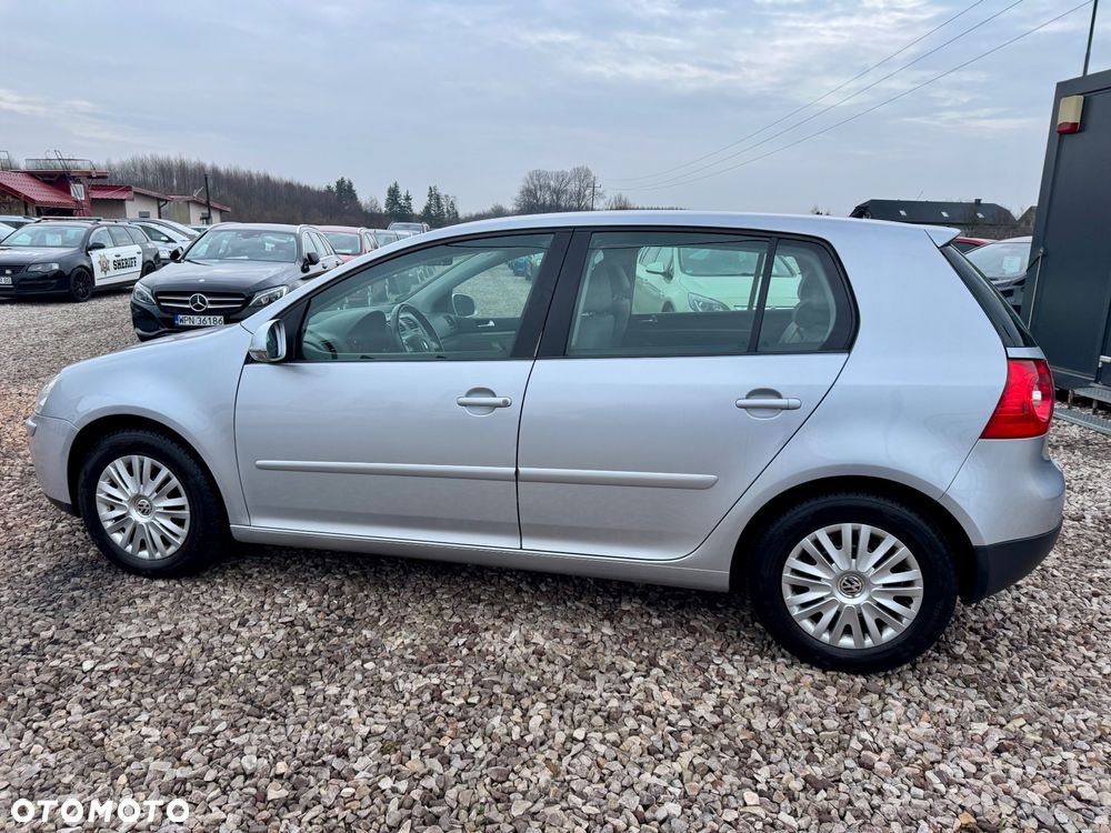 Volkswagen Golf - 11