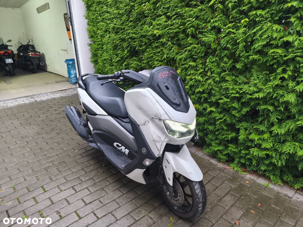 Yamaha NMAX - 1