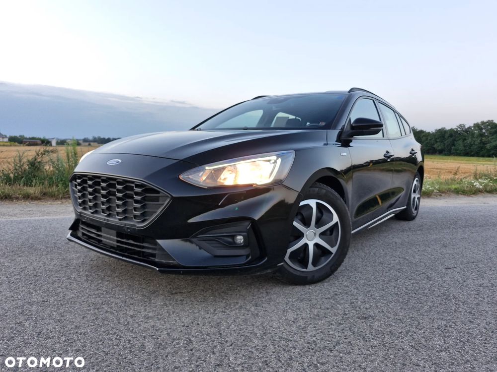 Ford Focus ver-2-0-ecoblue-st--line - 10