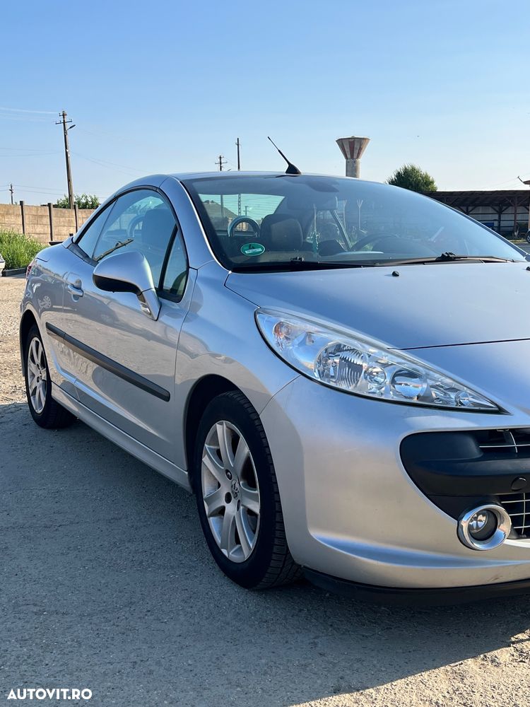 Peugeot 207 - 1