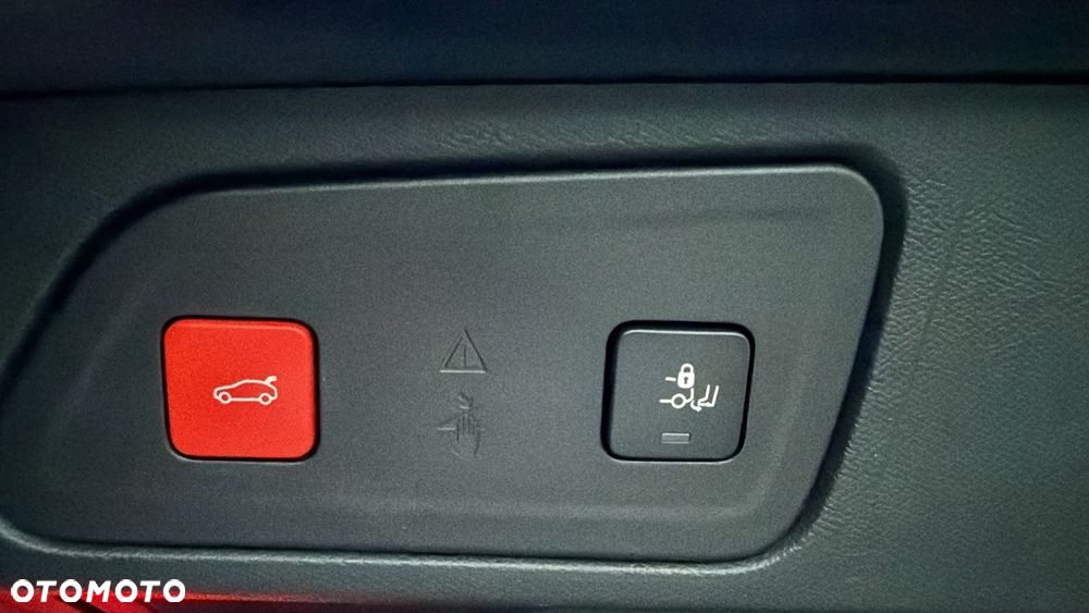 Citroën C5 Aircross 1.6 PHEV Shine EAT8 - 33