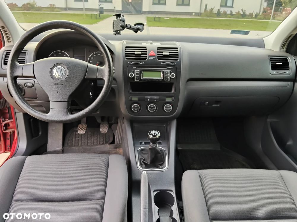 Volkswagen Golf - 9