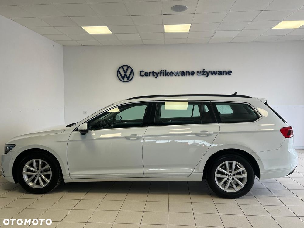 Volkswagen Passat - 9