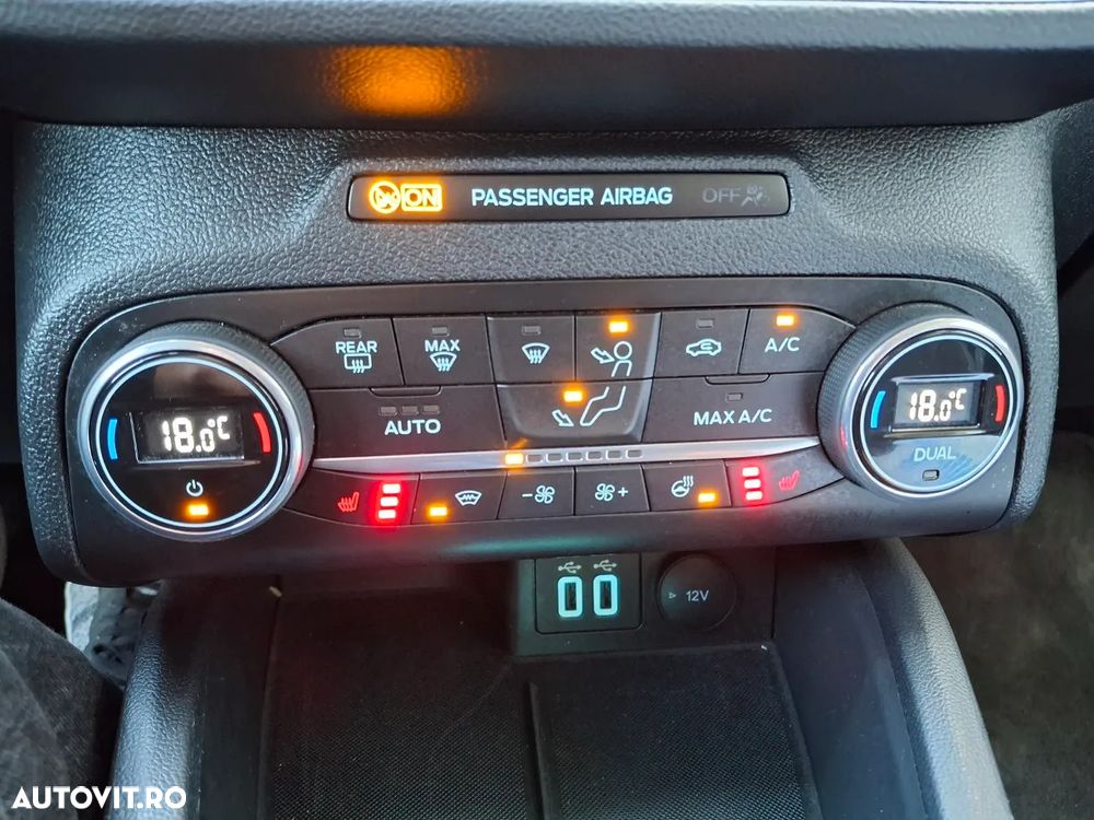 Ford Focus 1.5 EcoBlue Connected - 20