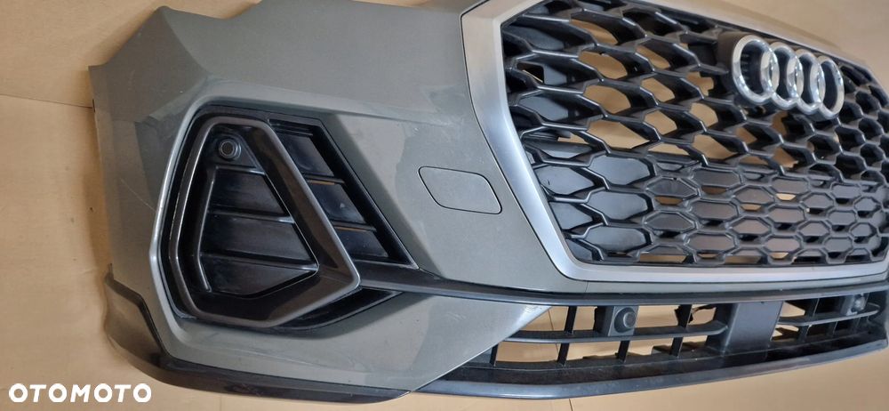 ZDERZAK PRZOD AUDI Q3 II S-LINE 83A 2018-2024 4xPDC - 4