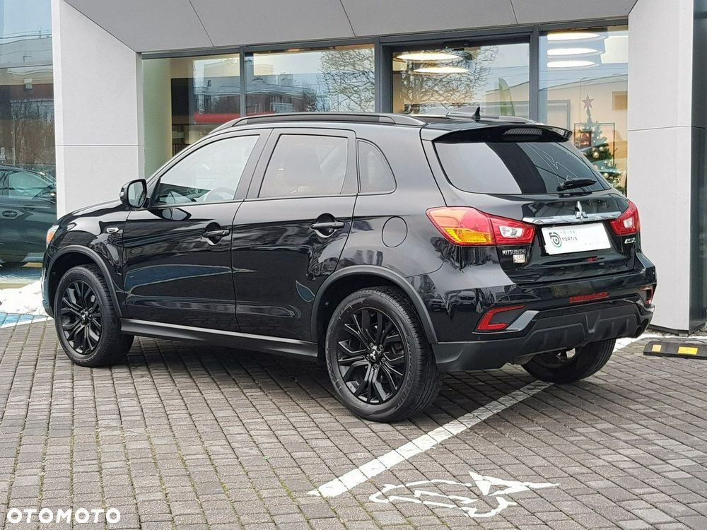 Mitsubishi ASX 1.6 Black Edition - 4
