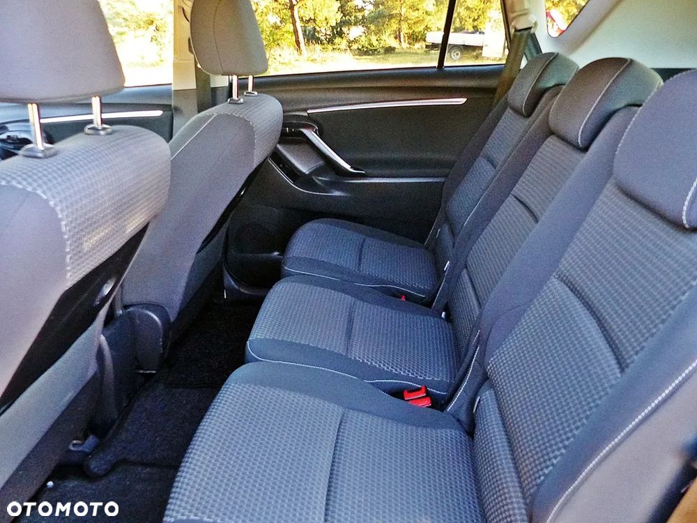 Toyota Verso 1.6 D-4D Premium - 22
