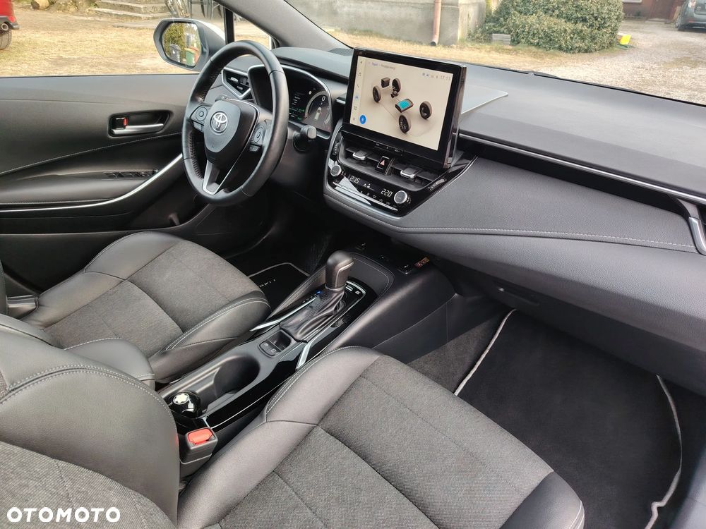 Toyota Corolla 1.8 Hybrid Style - 38