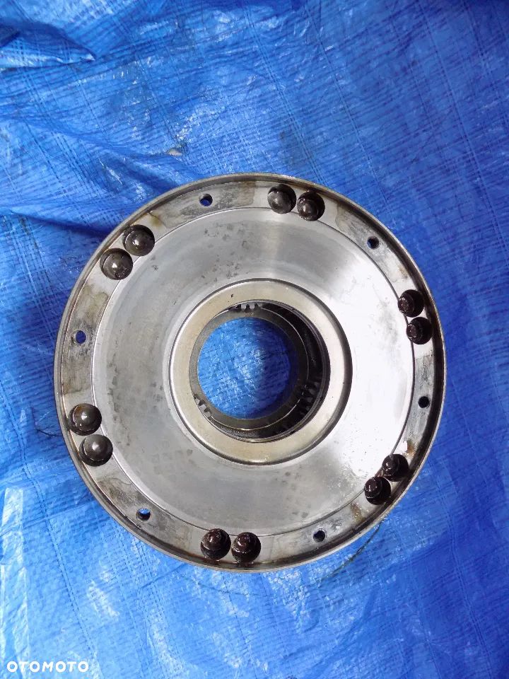 mechanizm różnicowy kosza sprzęgłowego r95545 john deere 6300 6100 6200 6400 - 4