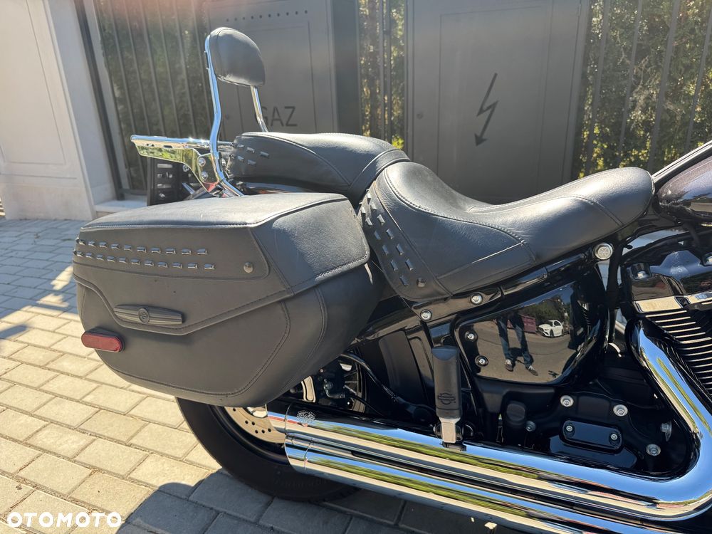 Harley-Davidson Softail Heritage Classic - 15