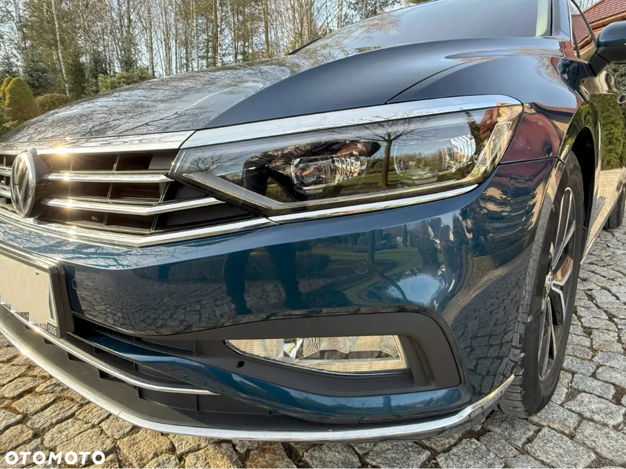 Volkswagen Passat 2.0 TDI Elegance DSG - 8
