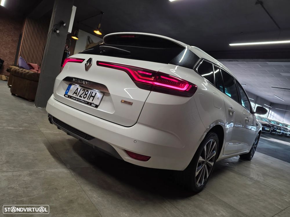 Renault Mégane Sport Tourer 1.5 Blue dCi R.S. Line — fotografia 13