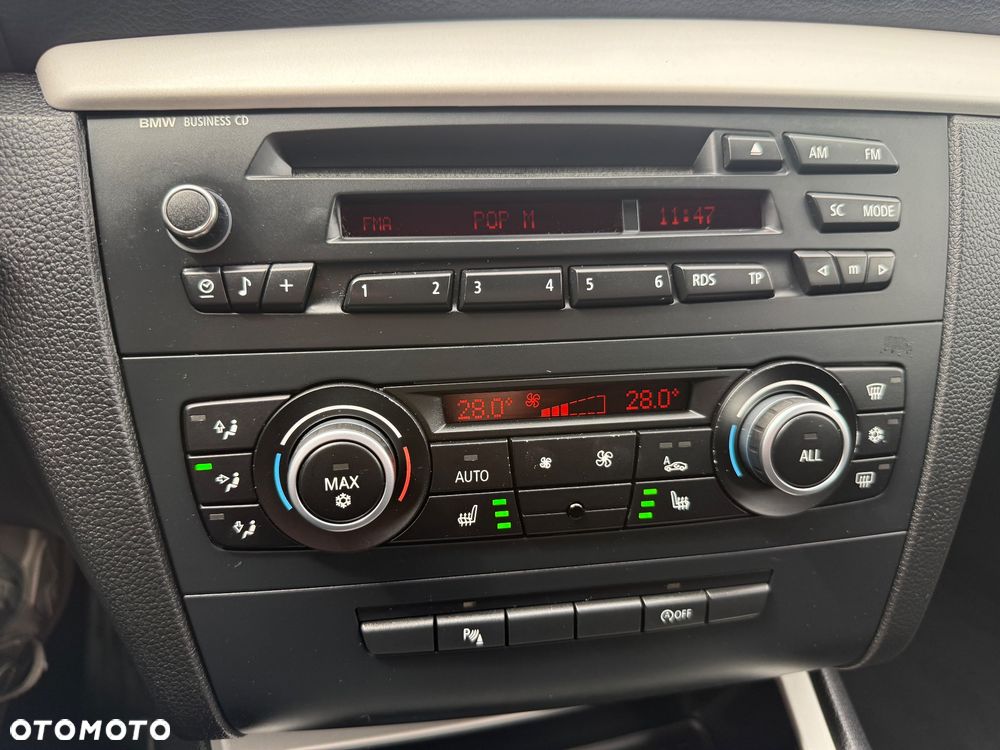 BMW Seria 1 116d DPF Edition Sport - 12