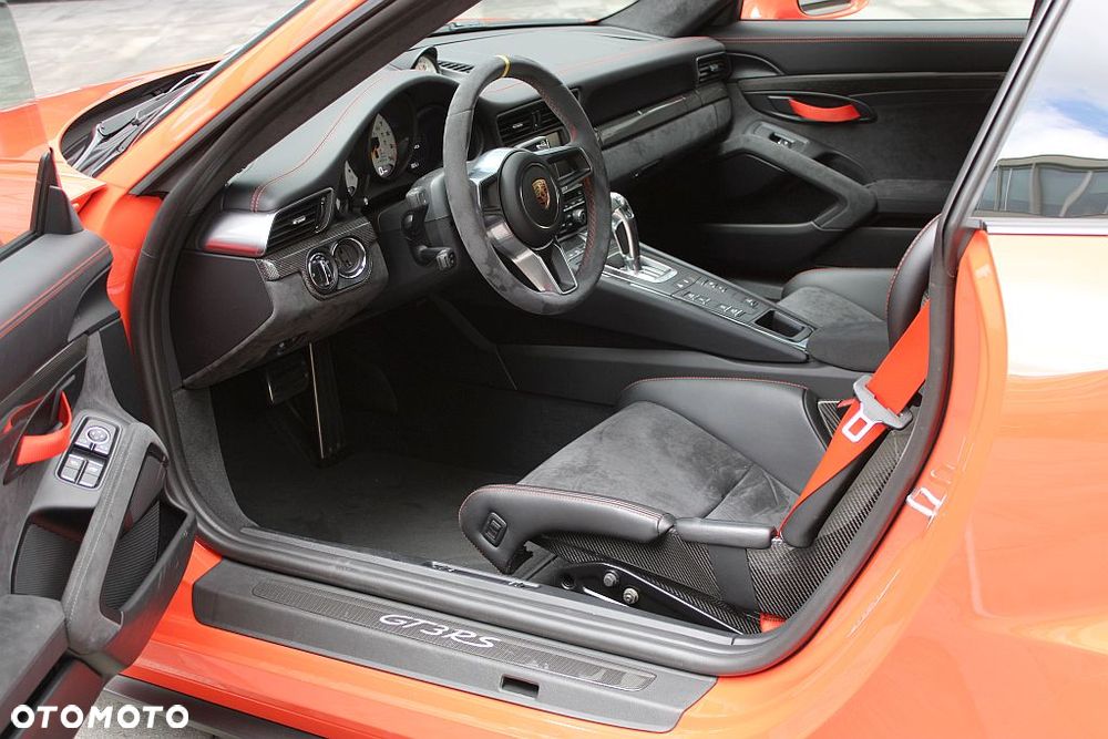 Porsche 911 GT3 RS - 14