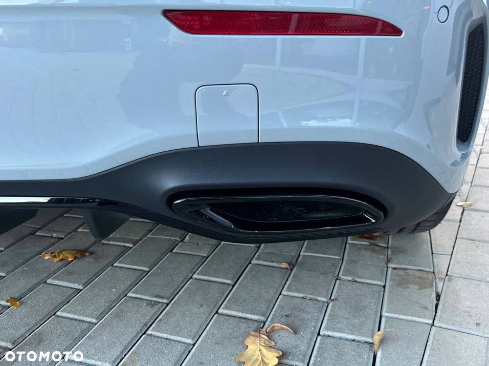 Mercedes-Benz Klasa A 220 4-Matic AMG Line 8G-DCT - 10