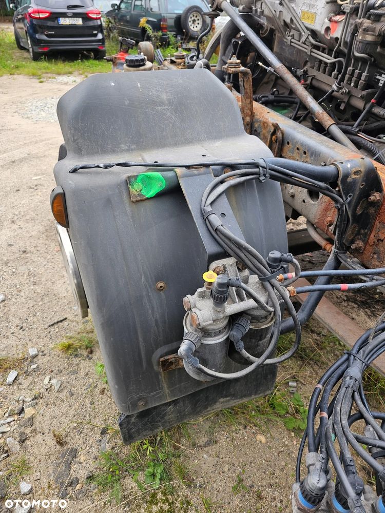 NADKOLE ZAKOLE LEWE BŁOTNIK CHLAPACZ LEWY RENAULT MIDLUM DCI FELGI 19.5 - 1