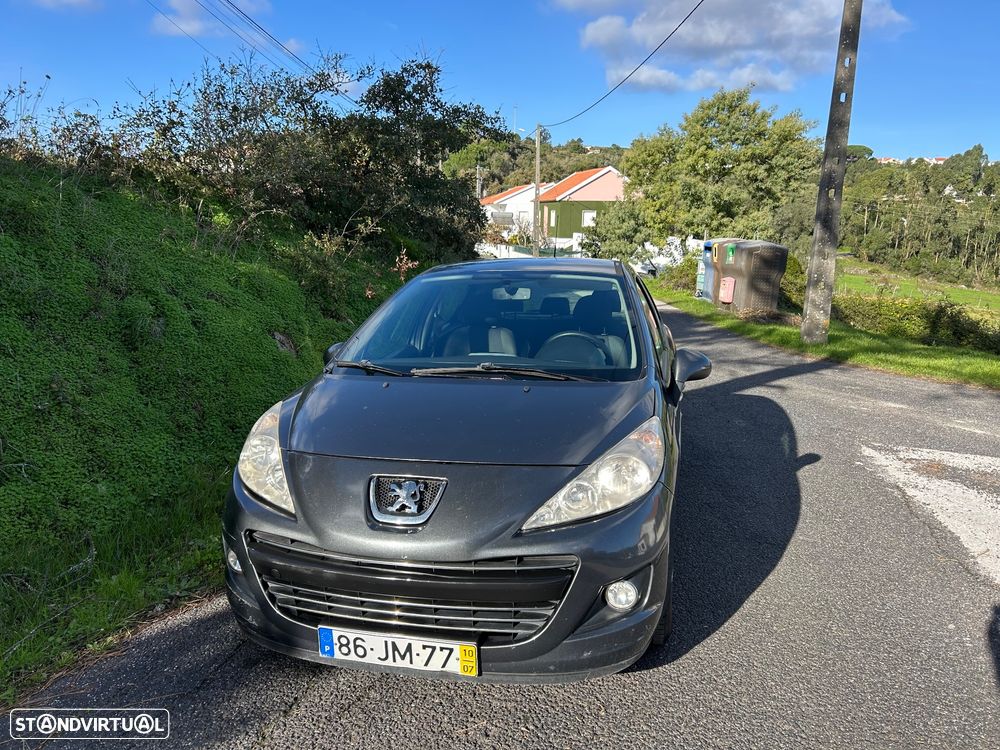 Peugeot 207 1.4 16V SE Millesim 200 Anos - 5