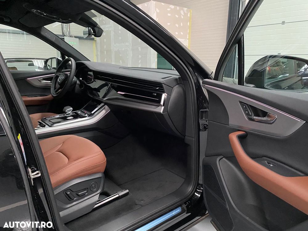 Audi Q7 - 7