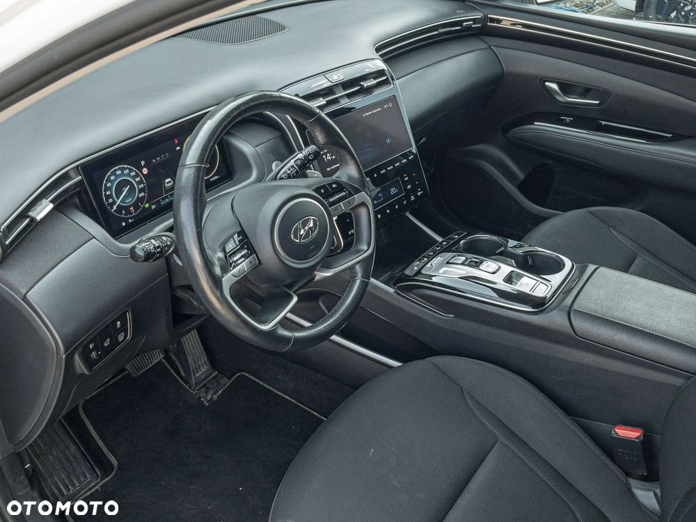 Hyundai Tucson 1.6 T-GDi HEV Executive 2WD - 10