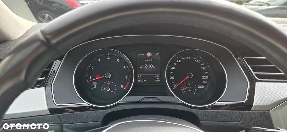 Volkswagen Passat 1.8 TSI BMT Comfortline DSG - 9